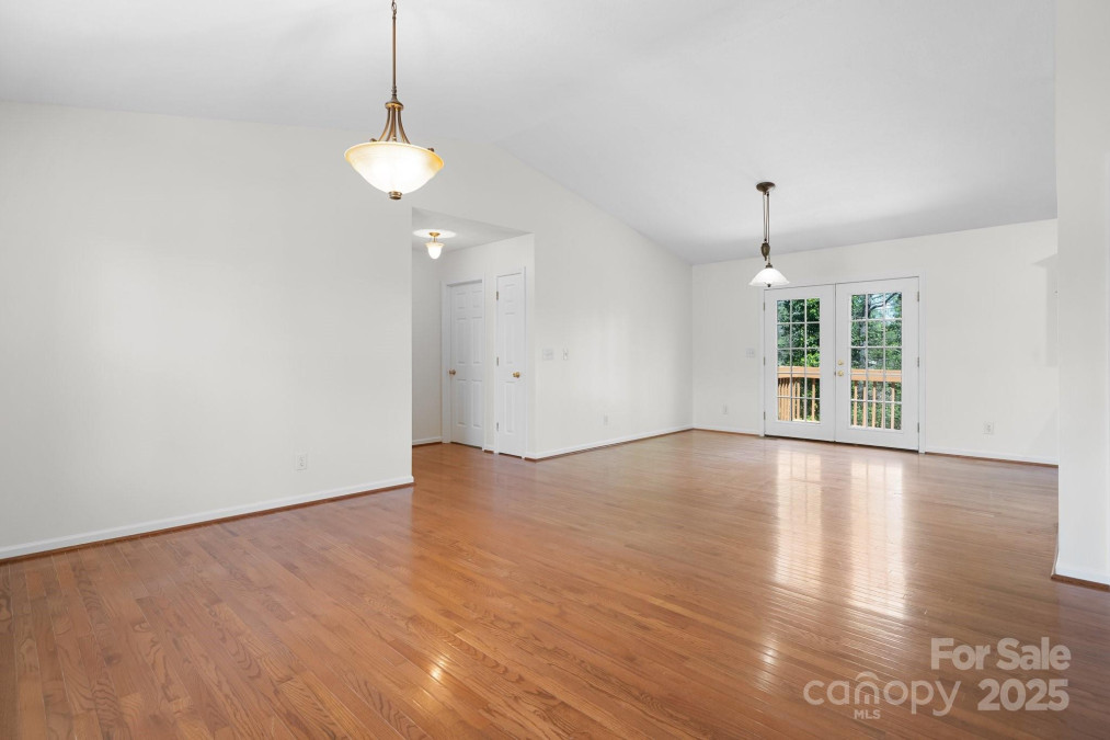 112 Council Oaks St Morganton, NC 28655