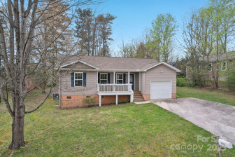 510 Laurel St Hendersonville, NC 28792