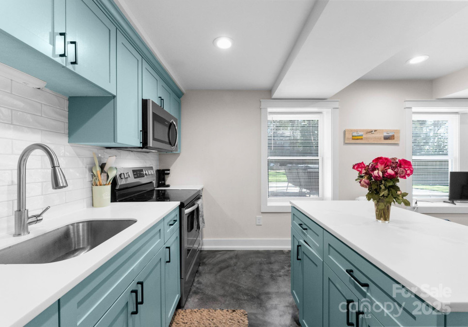 1751 Merriman Ave Charlotte, NC 28203
