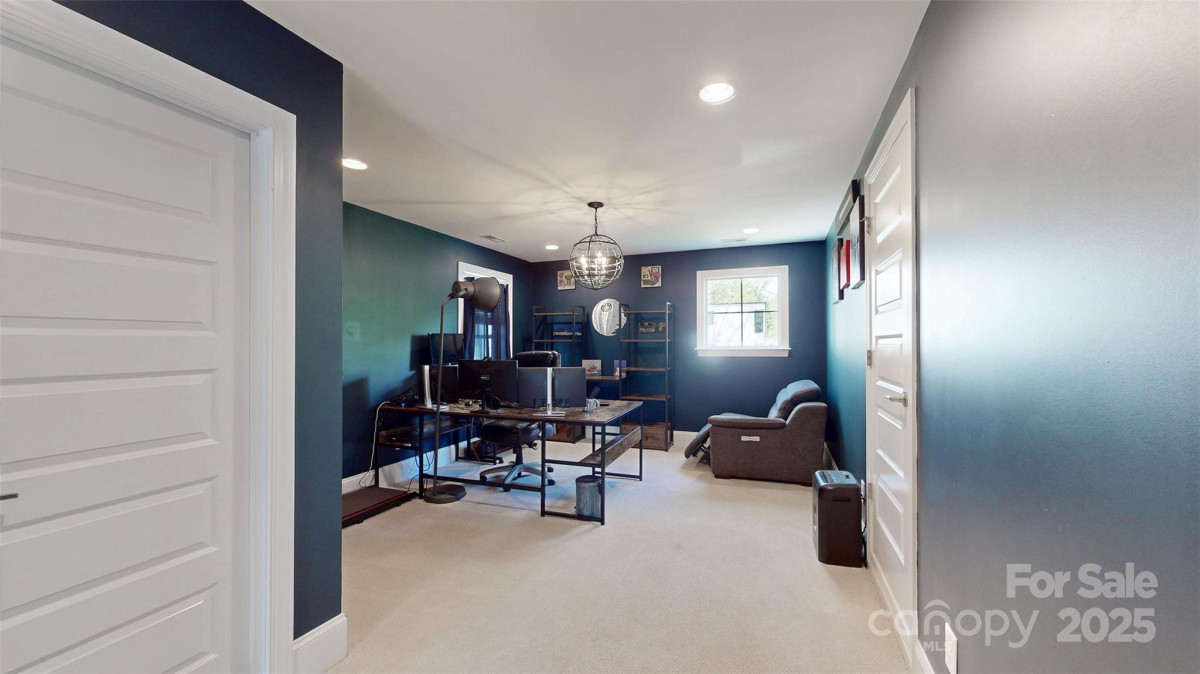 1511 Landis Ave Charlotte, NC 28205