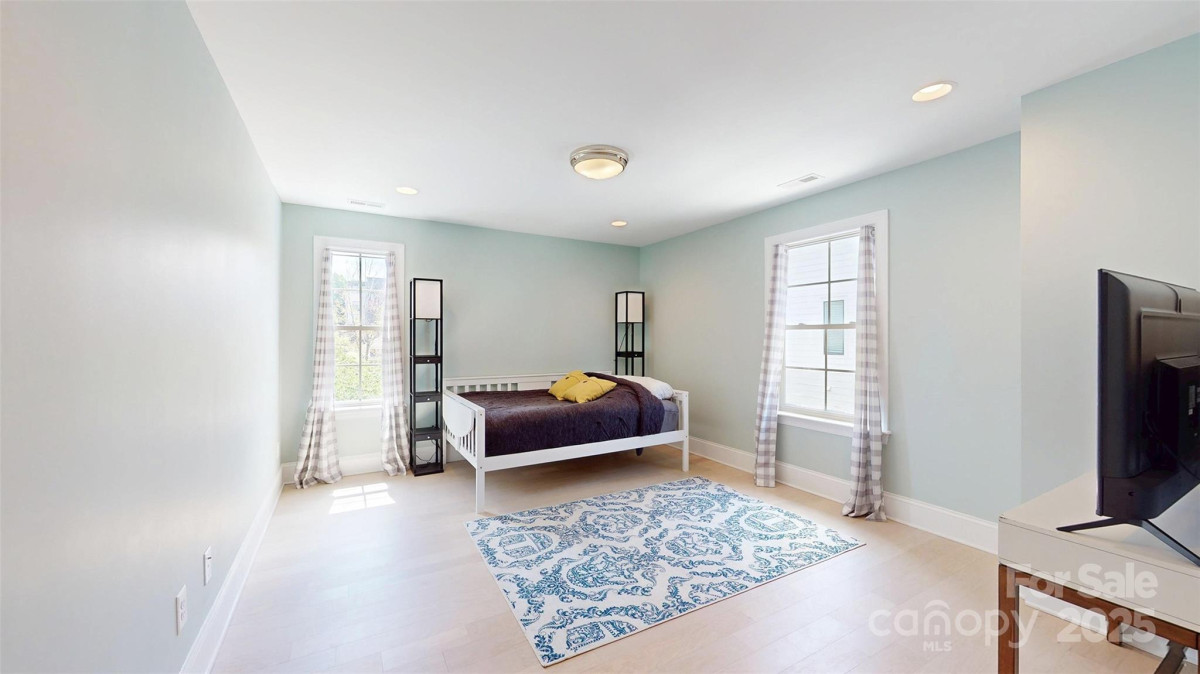 1511 Landis Ave Charlotte, NC 28205