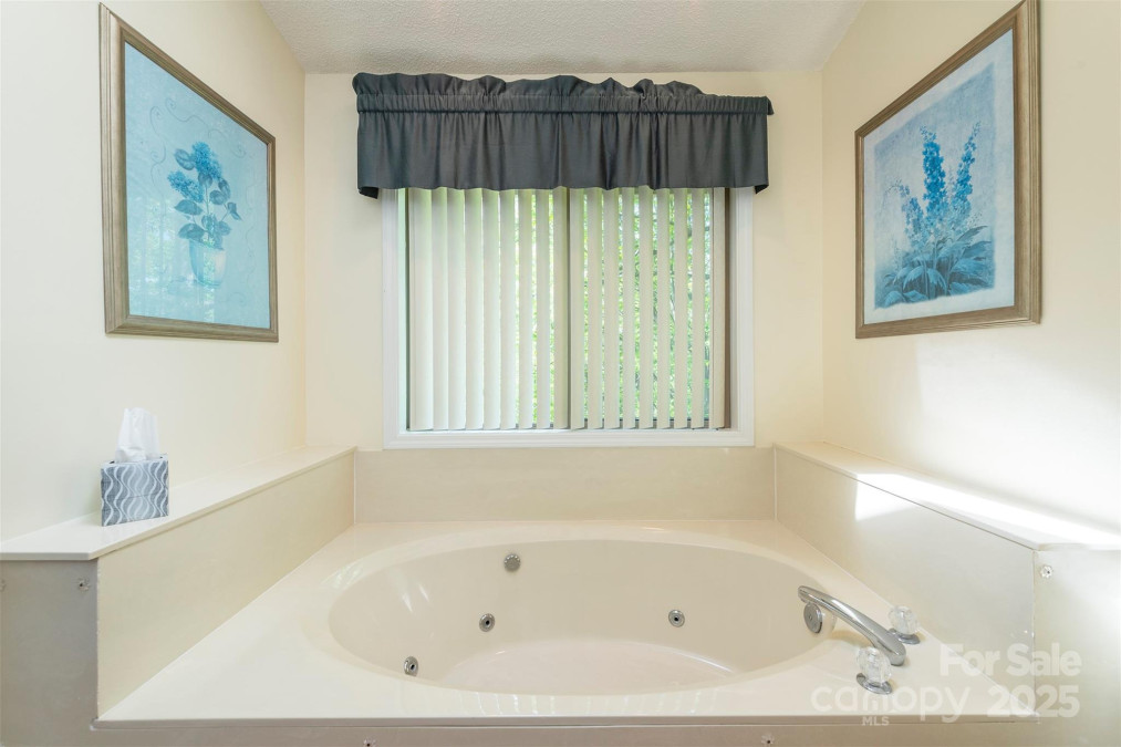 138 Estates Rd Lake Lure, NC 28746