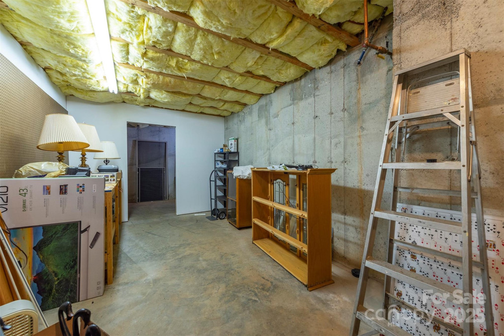 138 Estates Rd Lake Lure, NC 28746