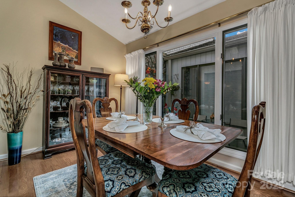 104 Parkway Ct Asheville, NC 28803