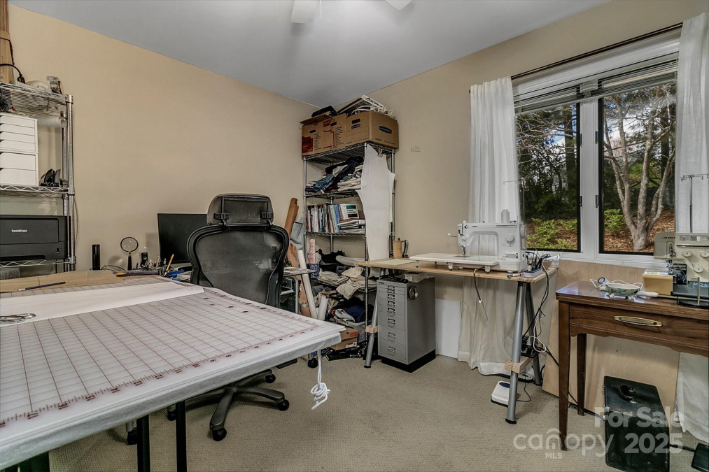 104 Parkway Ct Asheville, NC 28803