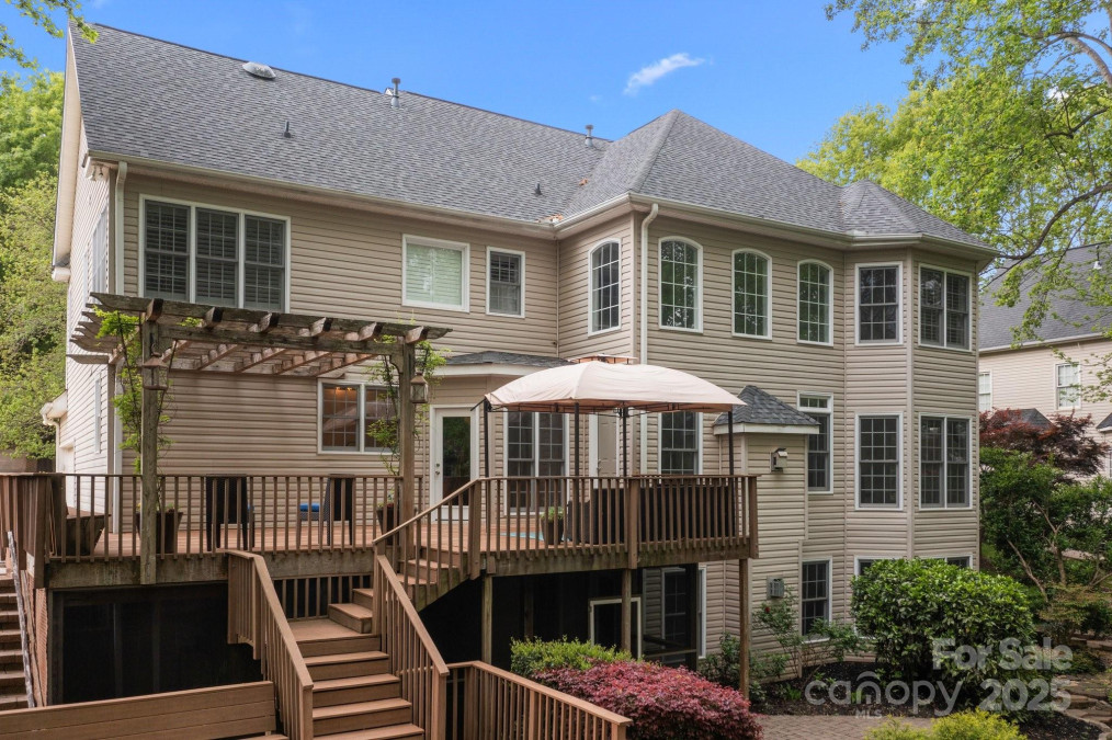 263 Fernbrook Dr Mooresville, NC 28117