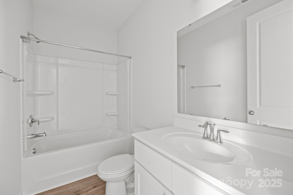 2821 Shamrock Dr Charlotte, NC 28205