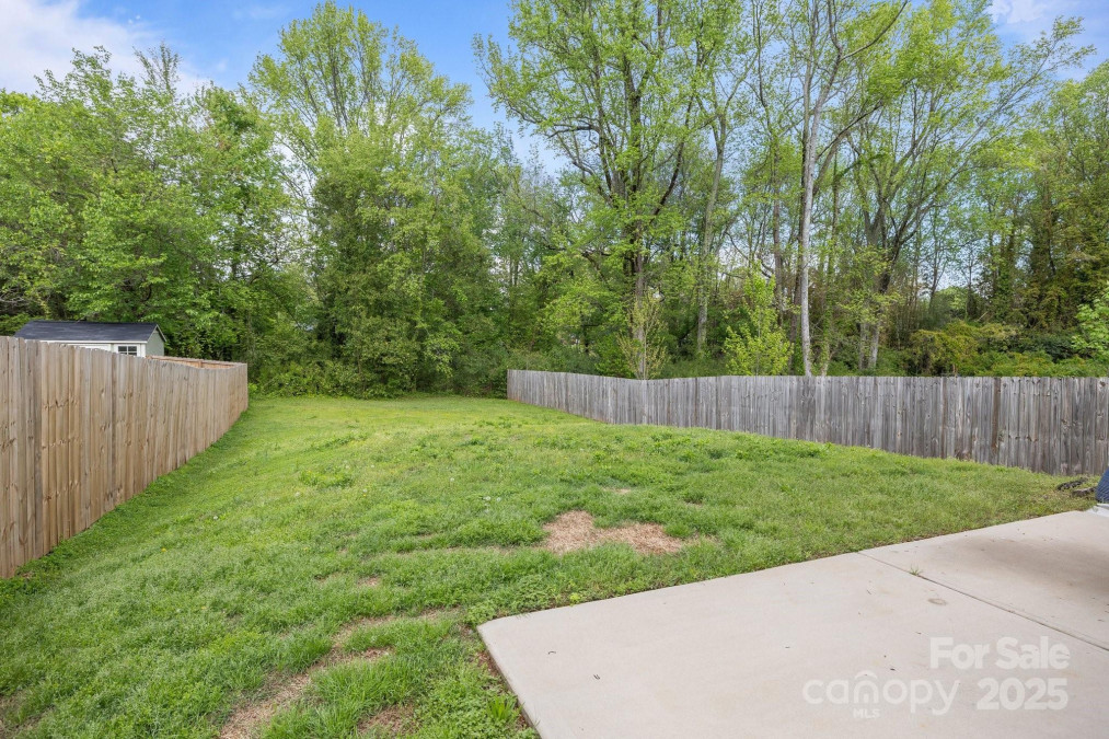 2821 Shamrock Dr Charlotte, NC 28205