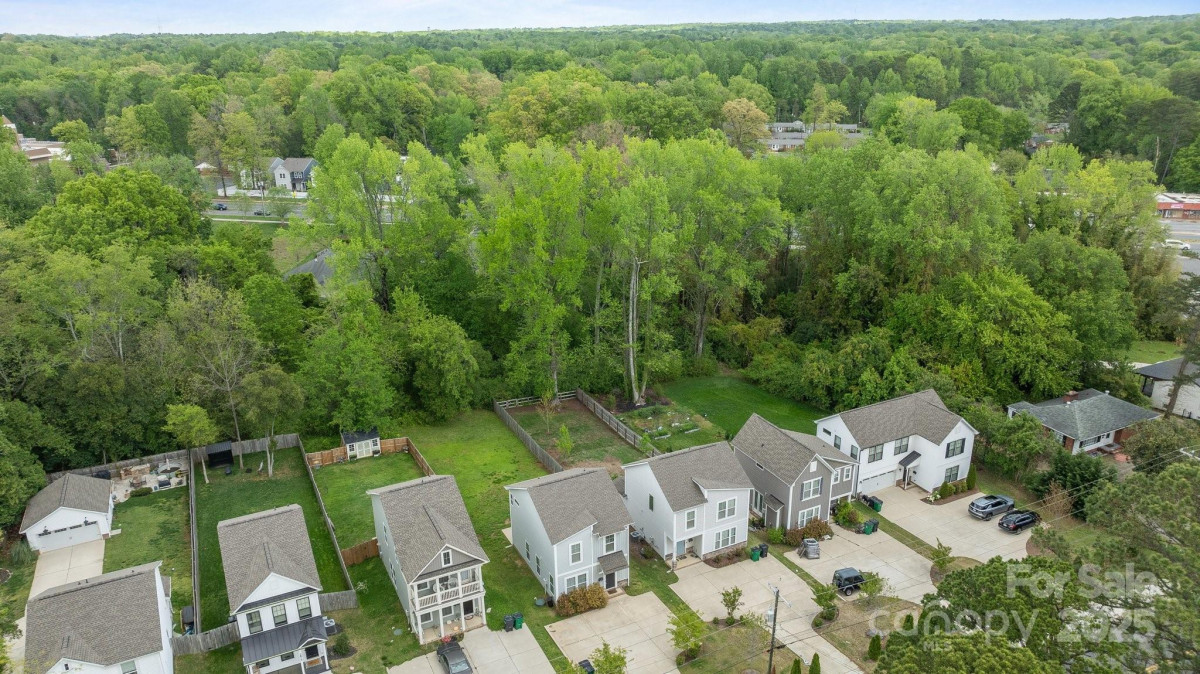 2821 Shamrock Dr Charlotte, NC 28205