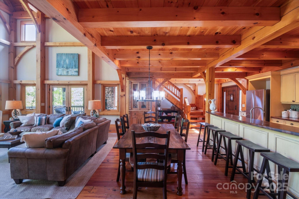 54 Cottage Grove Dr Nebo, NC 28761