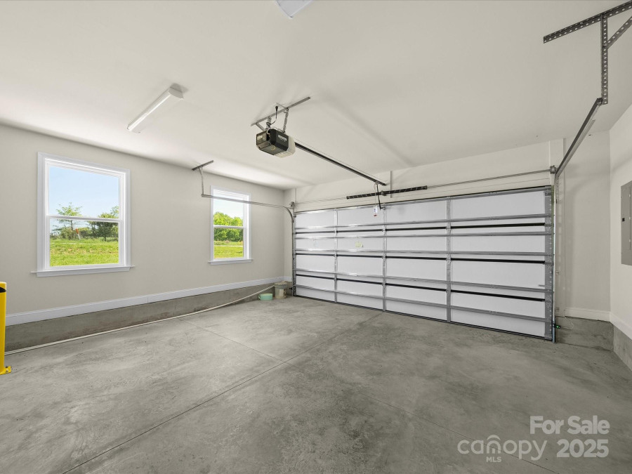 3012 Isle Ln Monroe, NC 28110