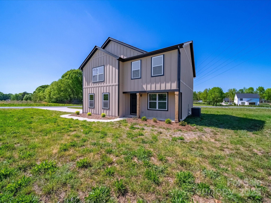 3012 Isle Ln Monroe, NC 28110
