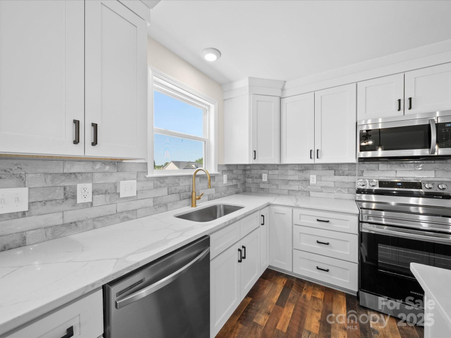 3012 Isle Ln Monroe, NC 28110