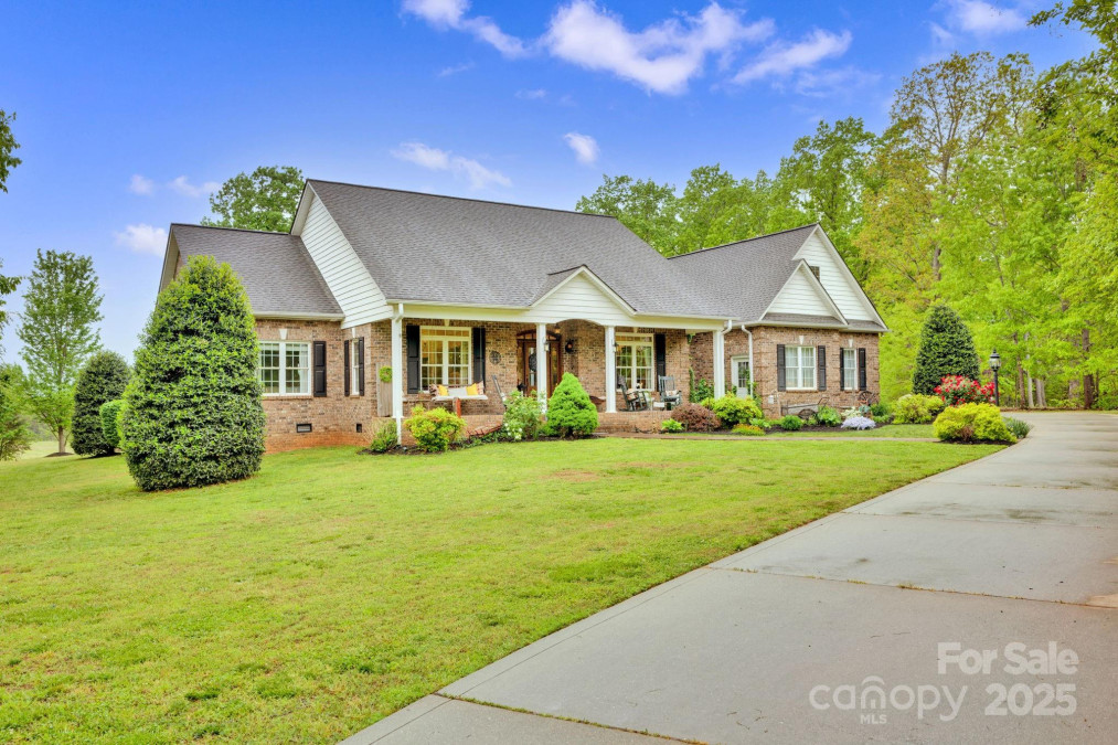 3871 Cool Branch Dr Maiden, NC 28650