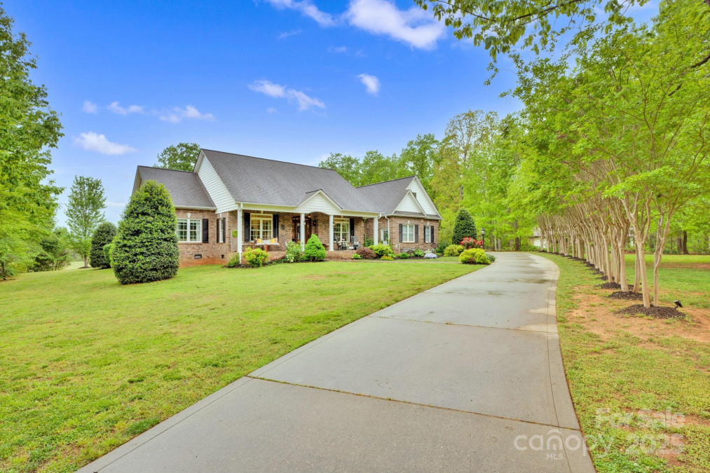 3871 Cool Branch Dr Maiden, NC 28650