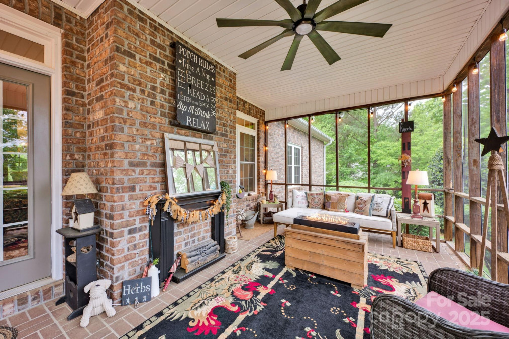3871 Cool Branch Dr Maiden, NC 28650