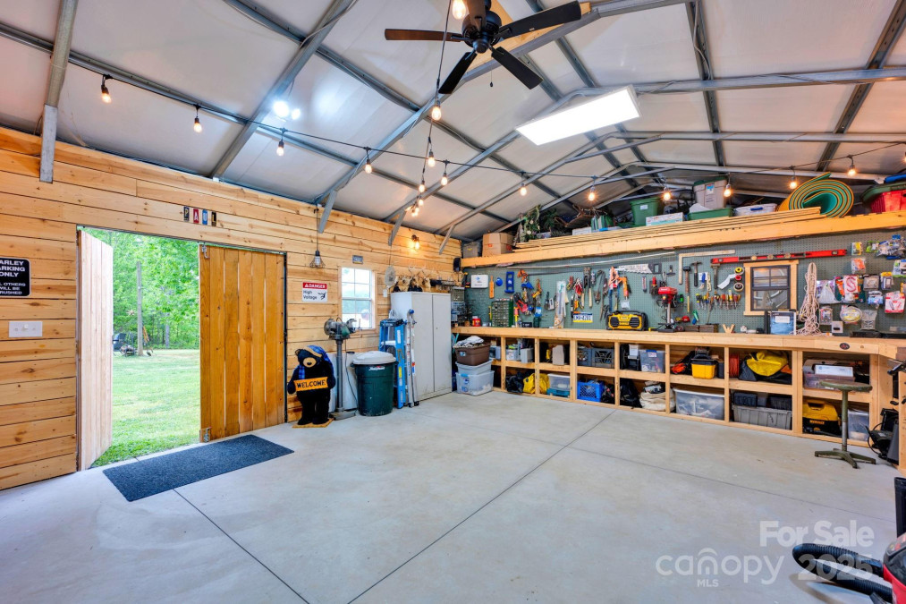 3871 Cool Branch Dr Maiden, NC 28650
