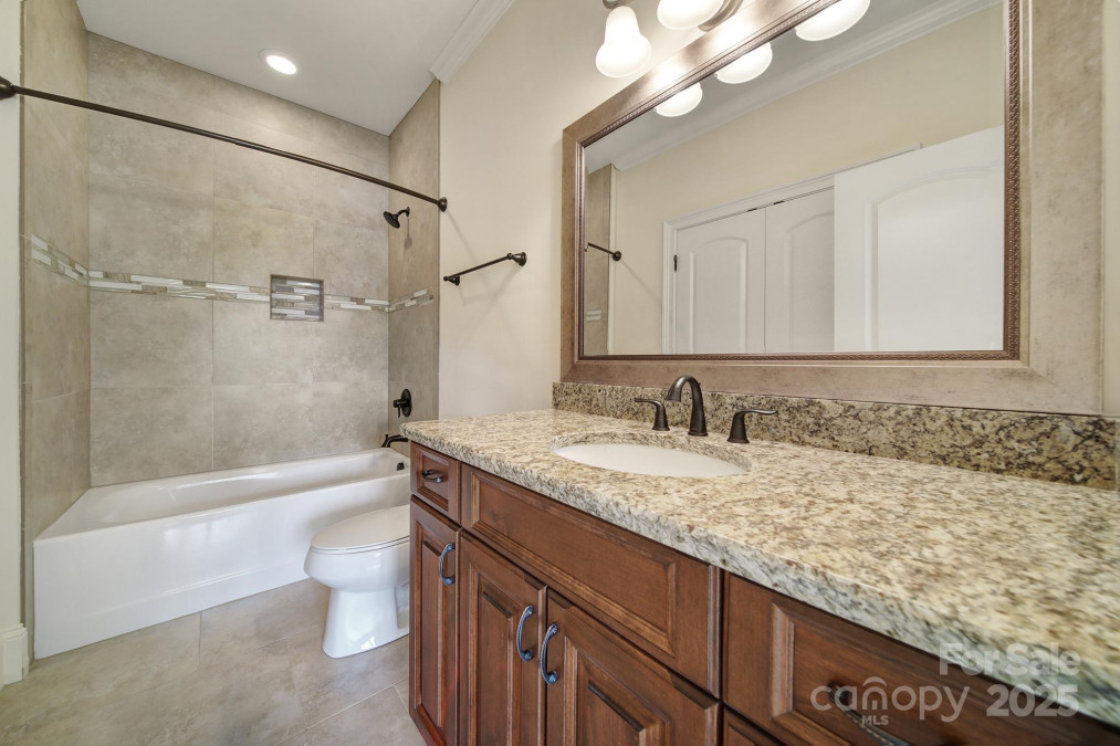 802 Capington Ln Waxhaw, NC 28173