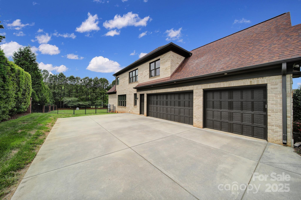 802 Capington Ln Waxhaw, NC 28173