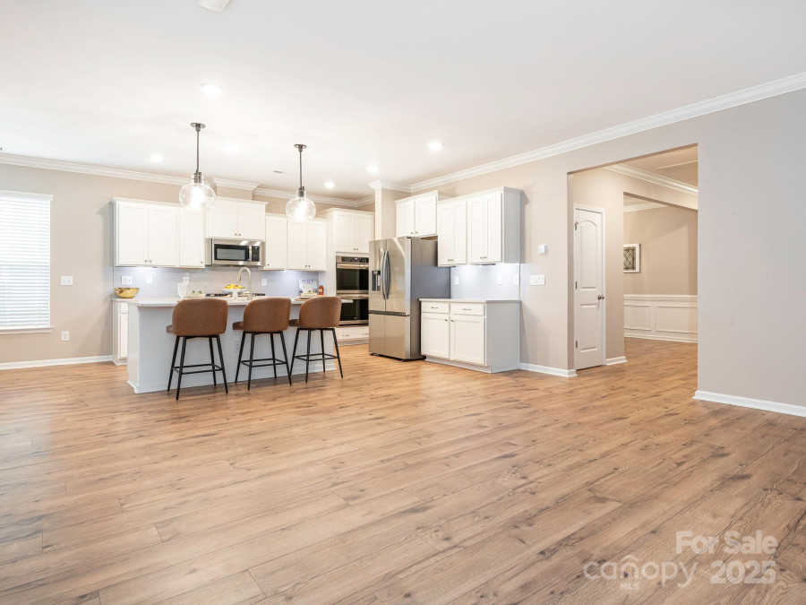 8065 Cornhill Ave Charlotte, NC 28277