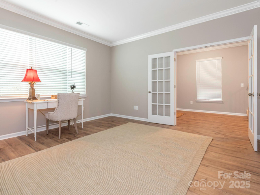 8065 Cornhill Ave Charlotte, NC 28277