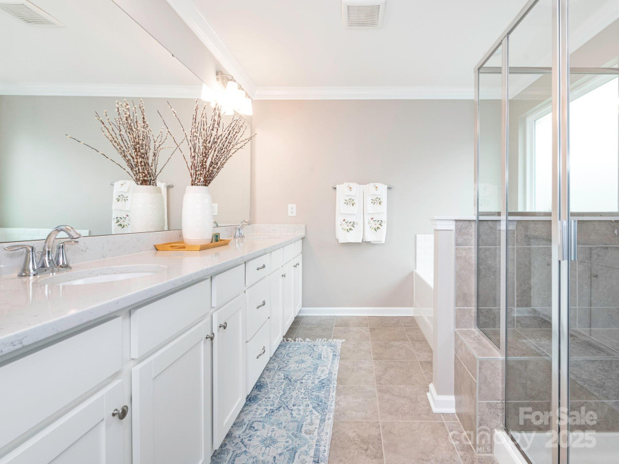 8065 Cornhill Ave Charlotte, NC 28277