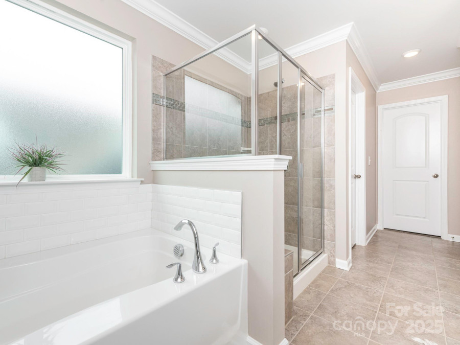 8065 Cornhill Ave Charlotte, NC 28277