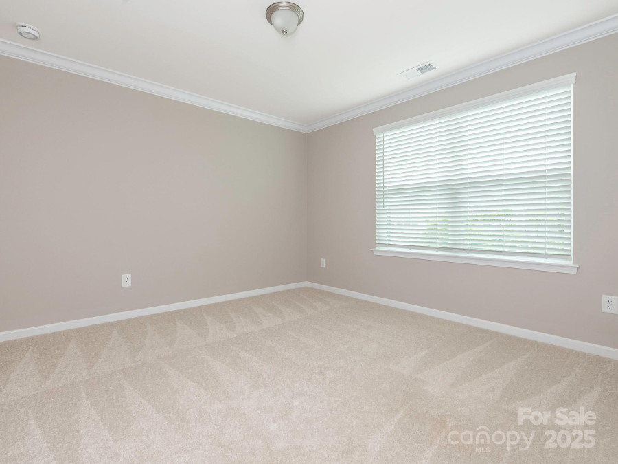 8065 Cornhill Ave Charlotte, NC 28277
