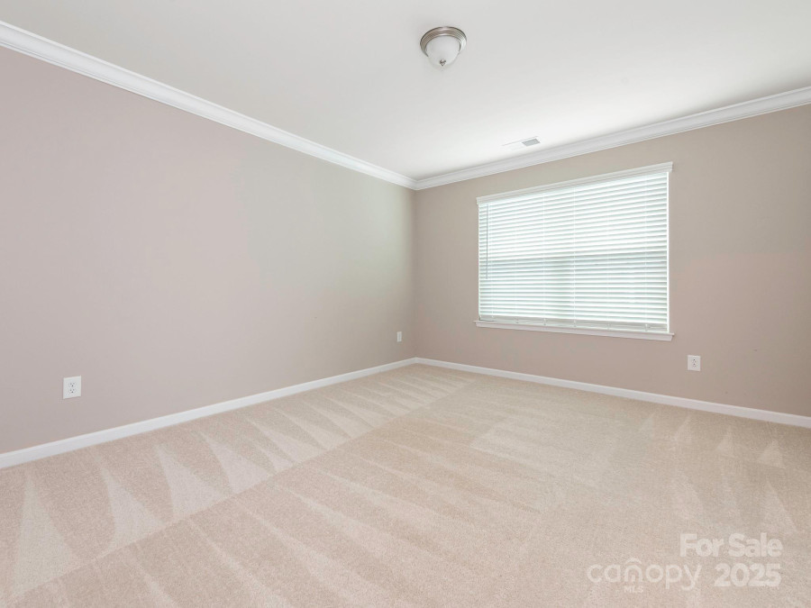 8065 Cornhill Ave Charlotte, NC 28277