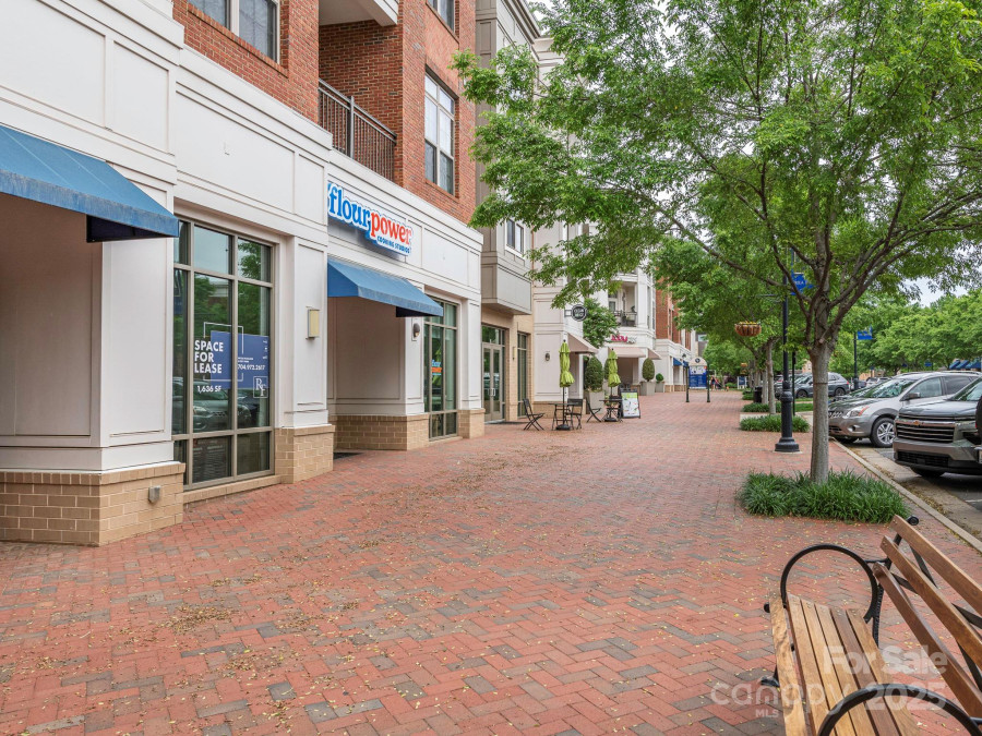 8065 Cornhill Ave Charlotte, NC 28277