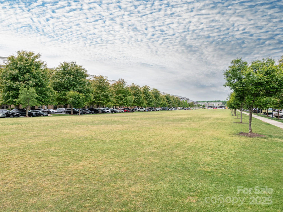 8065 Cornhill Ave Charlotte, NC 28277