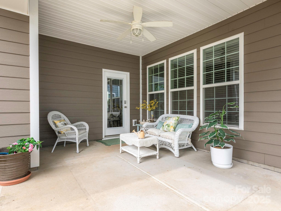 8065 Cornhill Ave Charlotte, NC 28277