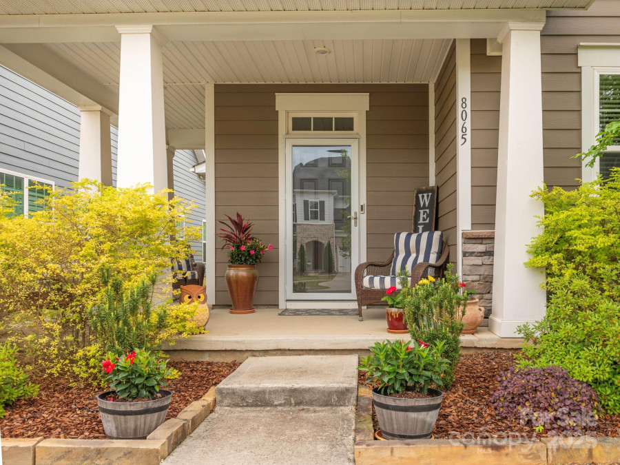 8065 Cornhill Ave Charlotte, NC 28277