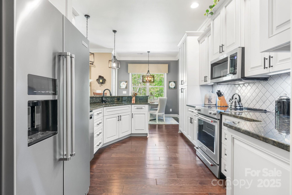 1590 7th St Newton, NC 28658