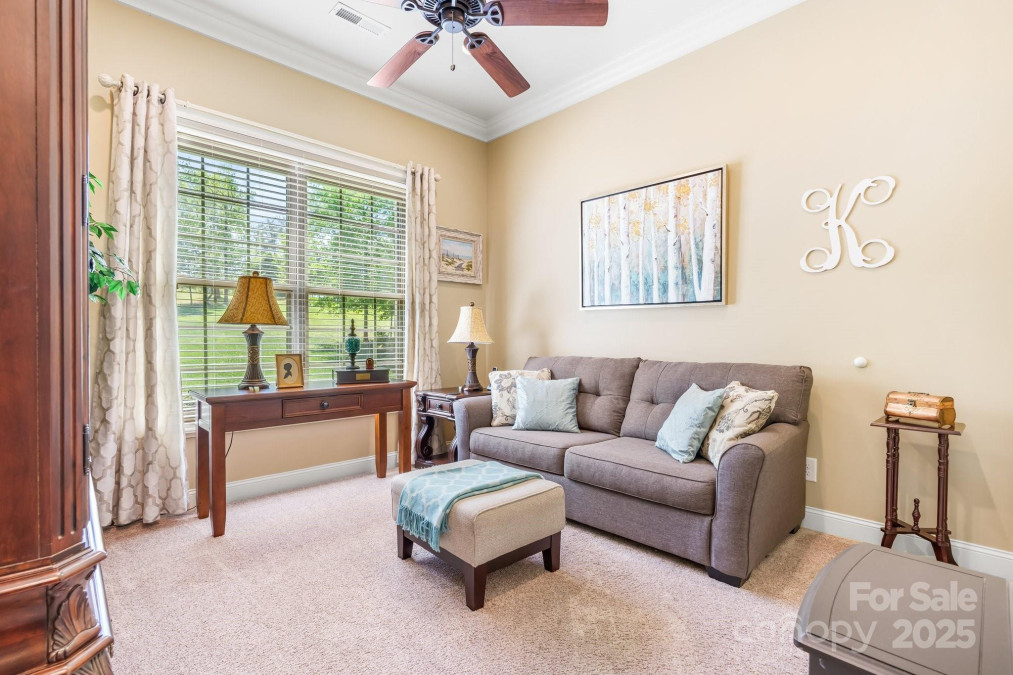 1590 7th St Newton, NC 28658
