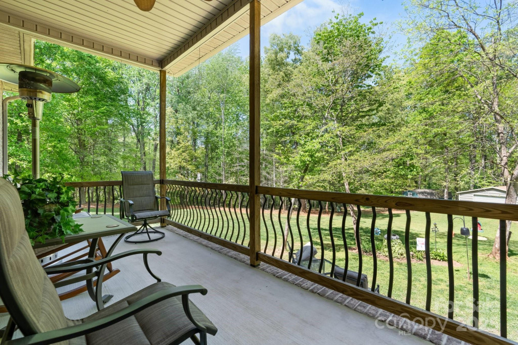 1590 7th St Newton, NC 28658