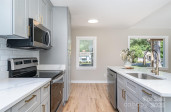 504 Hawthorne St Mount Holly, NC 28120