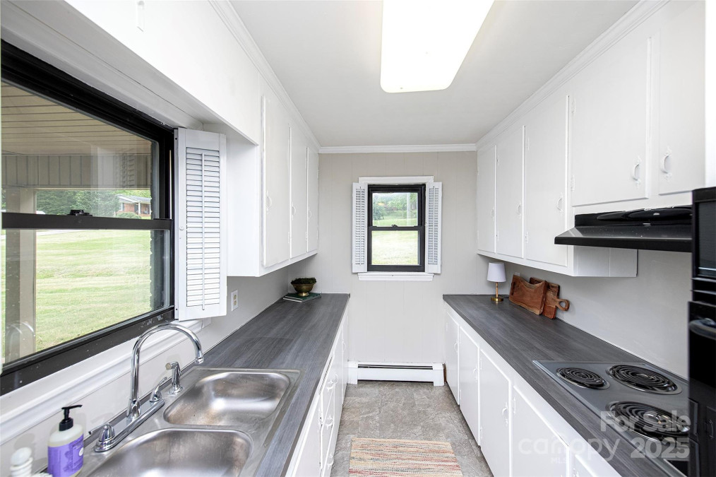 134 Piedmont Dr Kannapolis, NC 28081