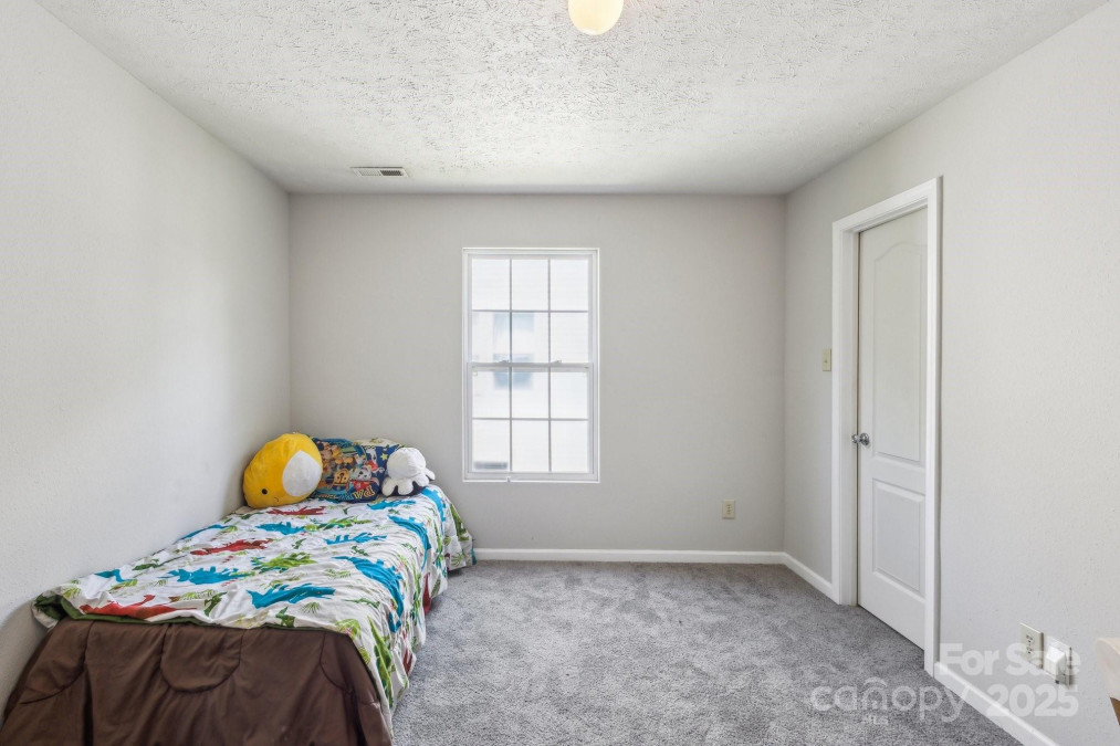 5611 Hammermill Dr Harrisburg, NC 28075