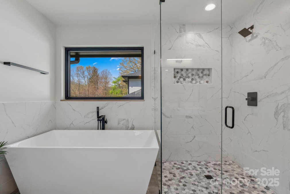 512 Tenth St Black Mountain, NC 28711