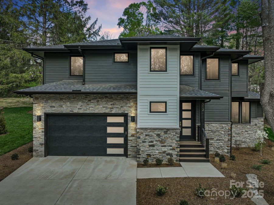 512 Tenth St Black Mountain, NC 28711