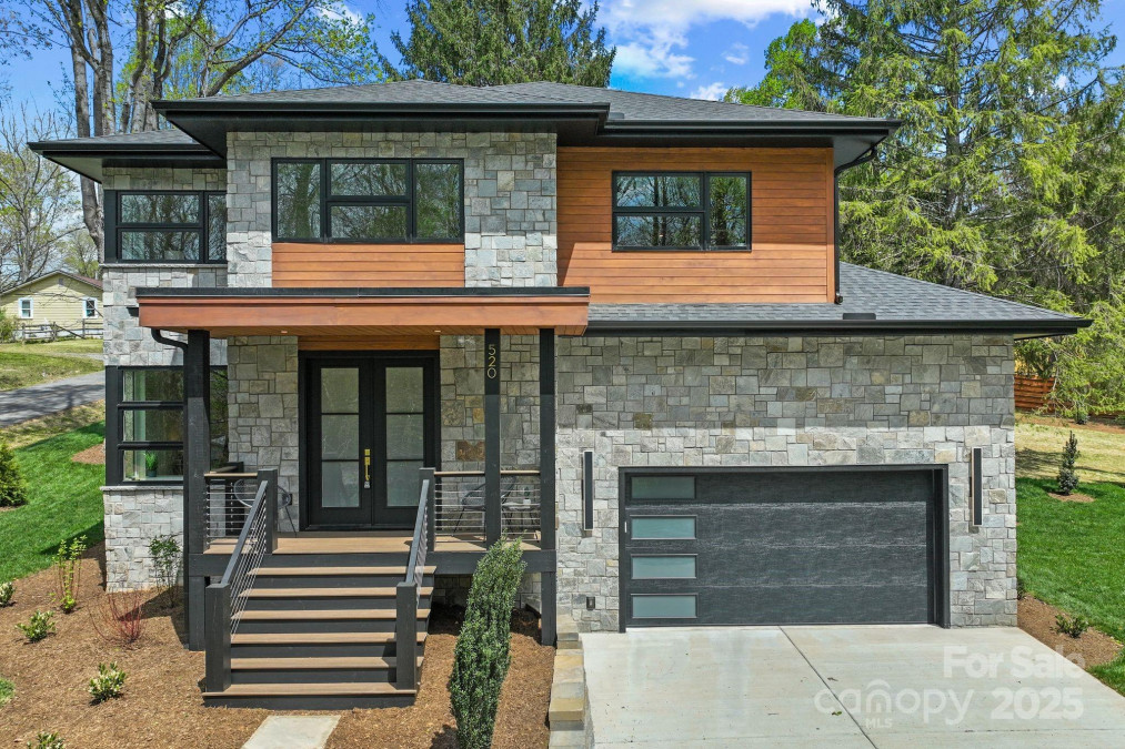 520 Tenth St Black Mountain, NC 28711