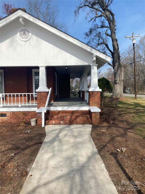 8350 Nc Hwy 90 Hw Stony Point, NC 28678