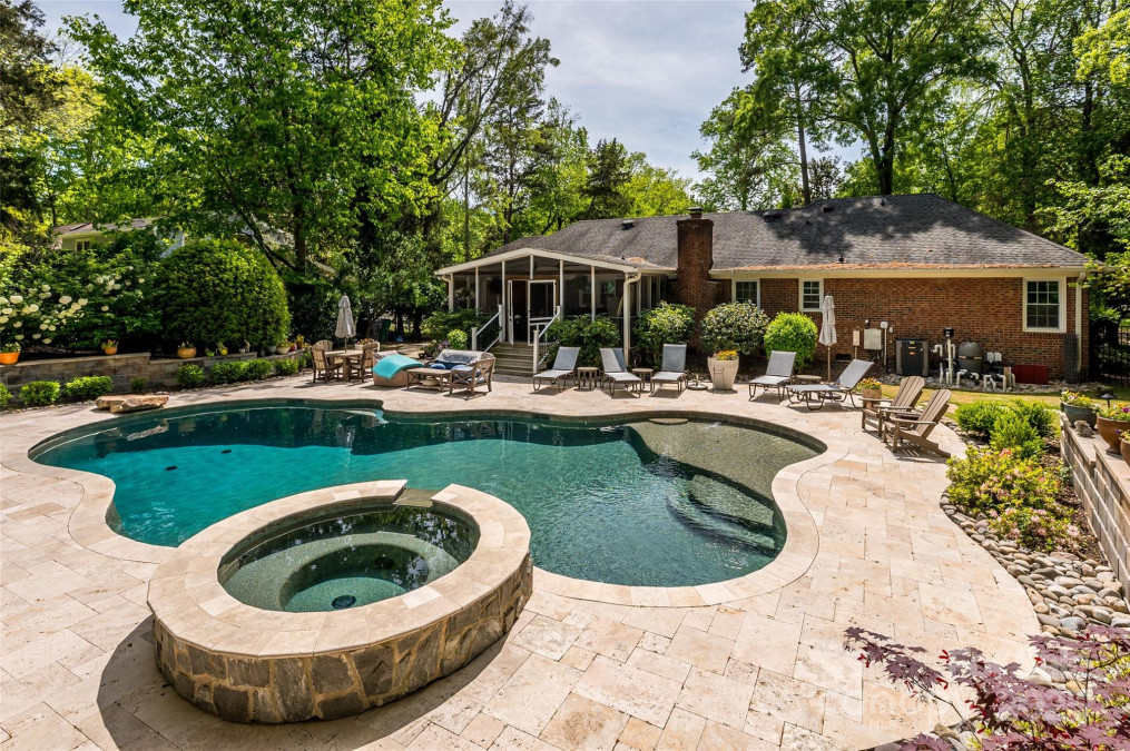 10316 Whitethorn Dr Charlotte, NC 28277