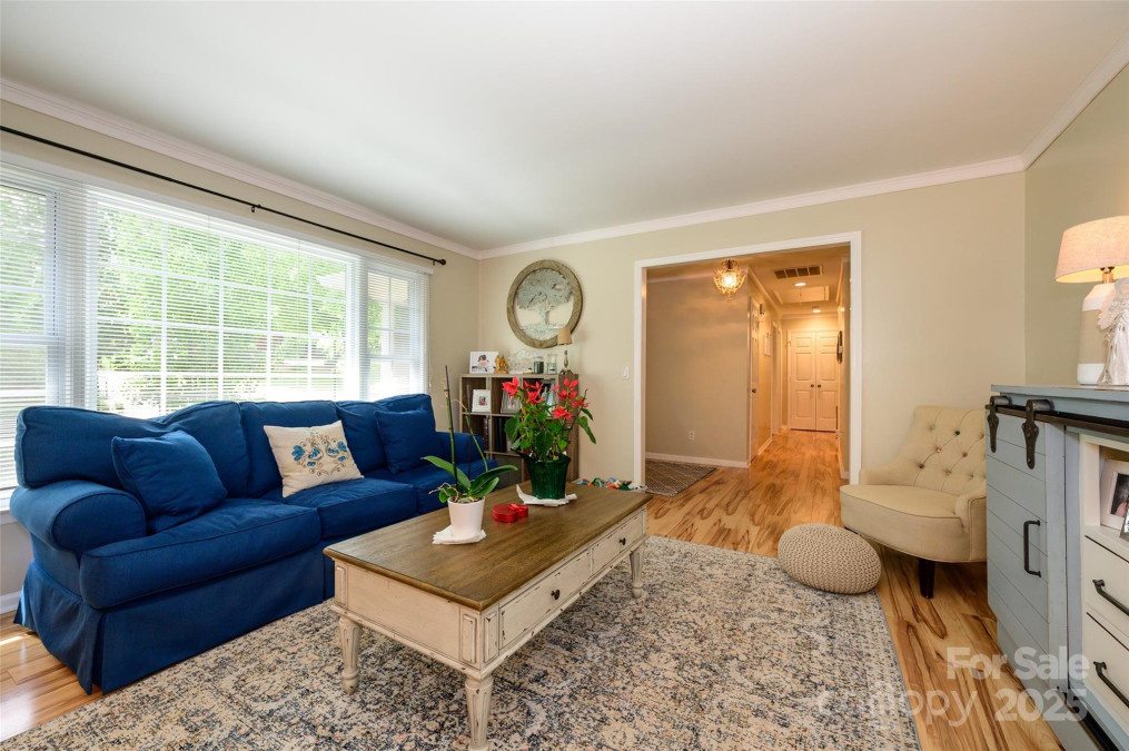 10316 Whitethorn Dr Charlotte, NC 28277