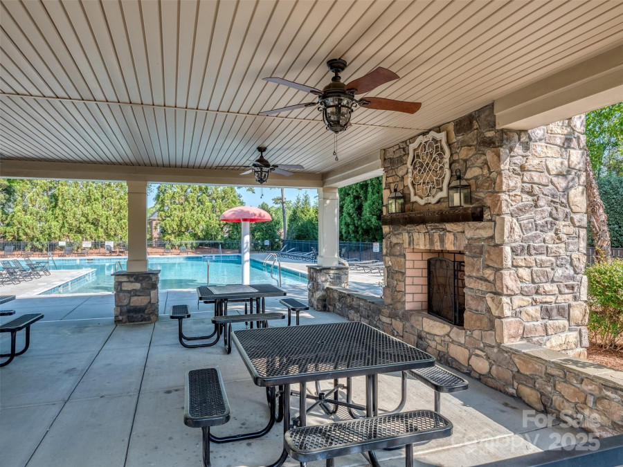 4008 Widgeon Way Waxhaw, NC 28173