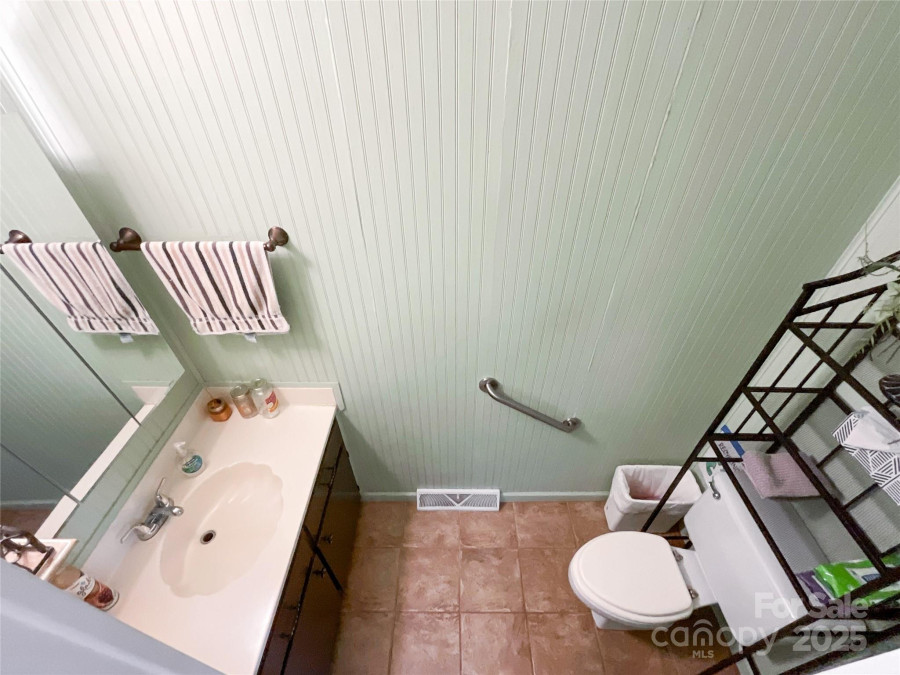 2214 Cannonade Ct Matthews, NC 28105