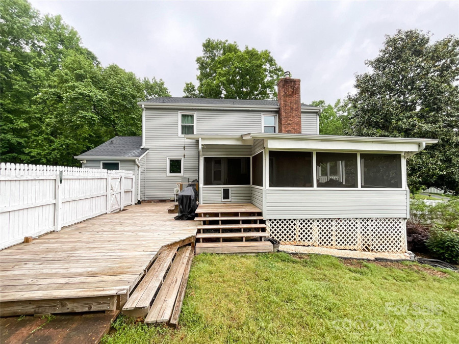 2214 Cannonade Ct Matthews, NC 28105