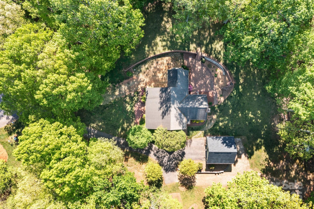 101 Blueberry Hill Dr Statesville, NC 28625