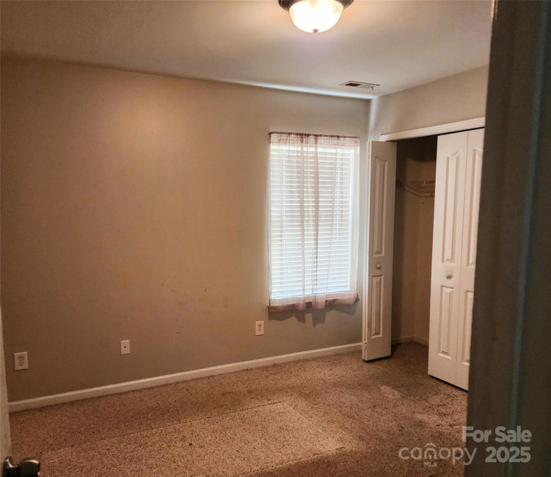 616 Mountain Quail Dr Charlotte, NC 28216